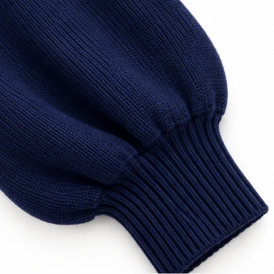 Dam Asymmetrisk Mock-Neck Stickad Tröja - Minimalistisk