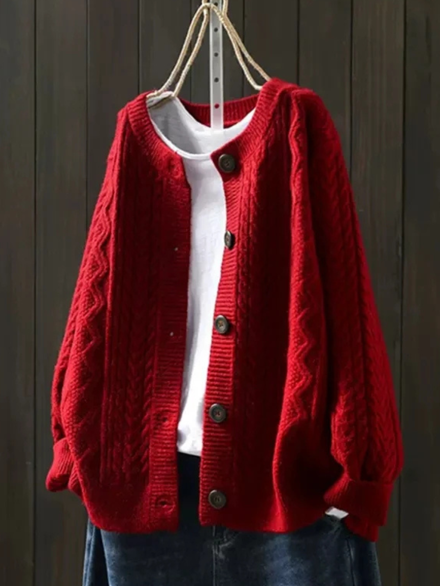Dam Kabelstickad Cardigan in röd, Klassisk Knäppning
