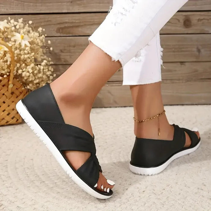 Dam Kuddat Korsband Sandal - Elegant Komfort