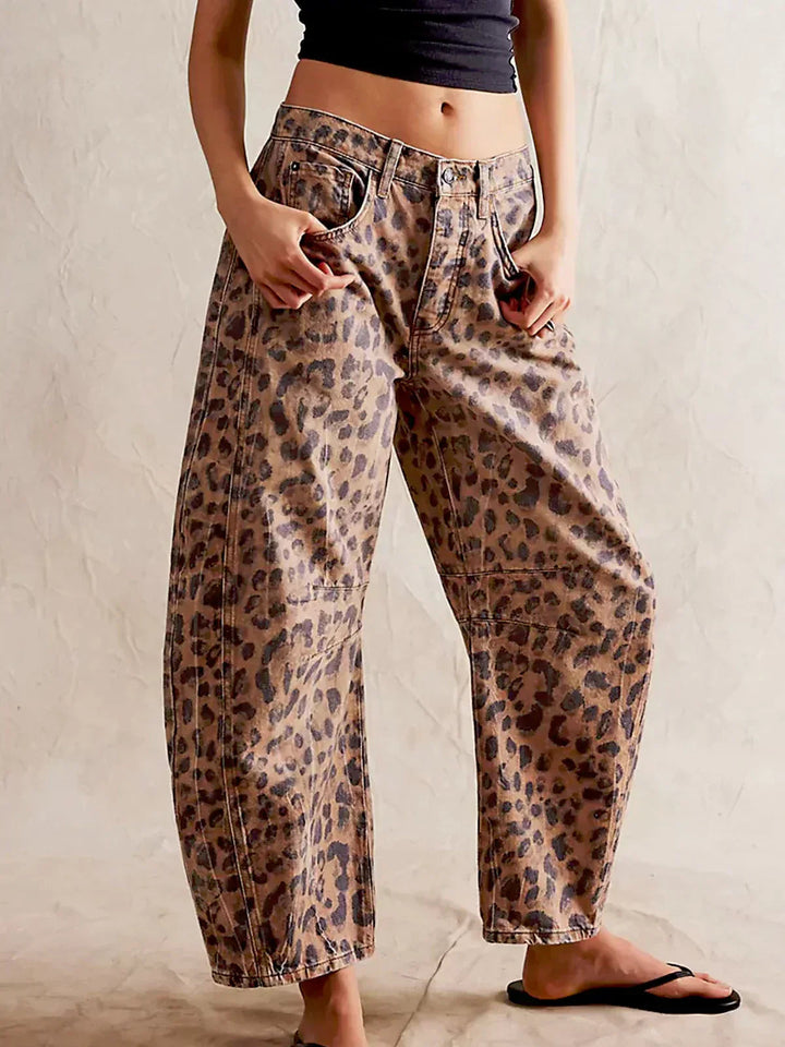 Dam Leopardmönstrad Vida Bendjeans – Högt Midja Barrel Passform - Leopardmönster