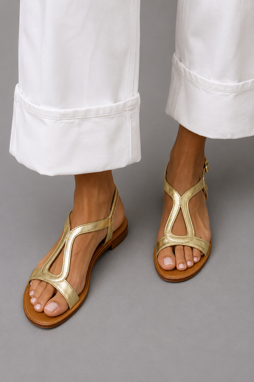 Dam Sommarens Sandaler - Elegant Flat Design