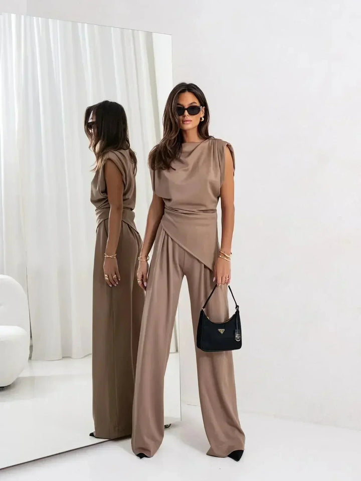 Dam Tvådelad Set - Elegant Draperad Silhuett - Brun