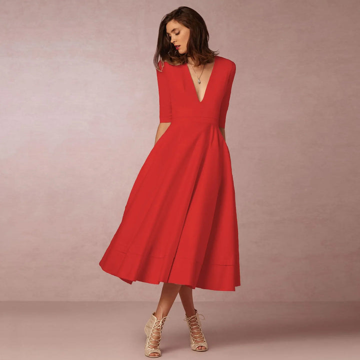 Dam Klänning | Elegant Prinsessstil | Ärmlös &amp; Tidlös Siluett | Polyester