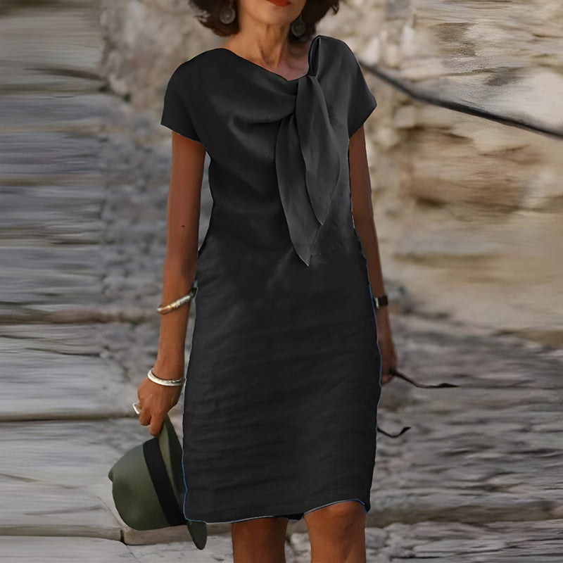 Elegant Klänning Dam | Chic & Figursmickrande Passform | Lyxig Komfort | Polyester