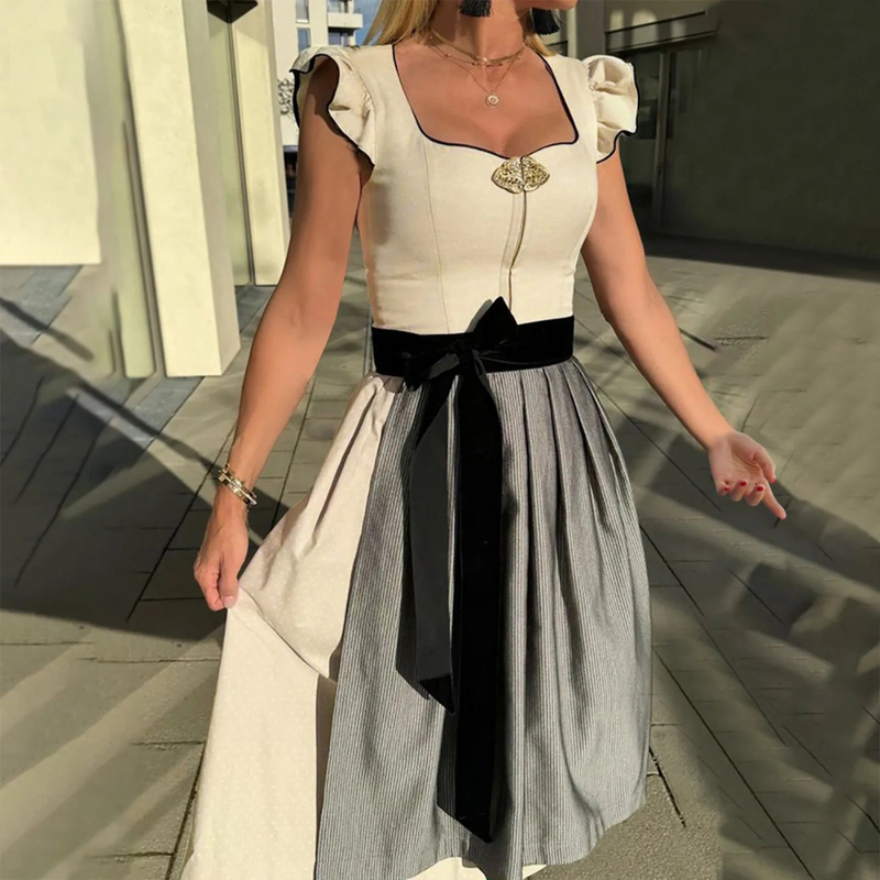 Dirndl Klänning Dam | Elegant Spetsdetalj | Polyester | Oktoberfest
