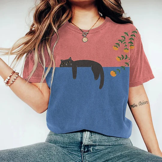 T-shirt Dam | Kreativt Kattmotiv | Abstrakt Vintage-Stil | Bekväm Passform | Året-runt Plagg