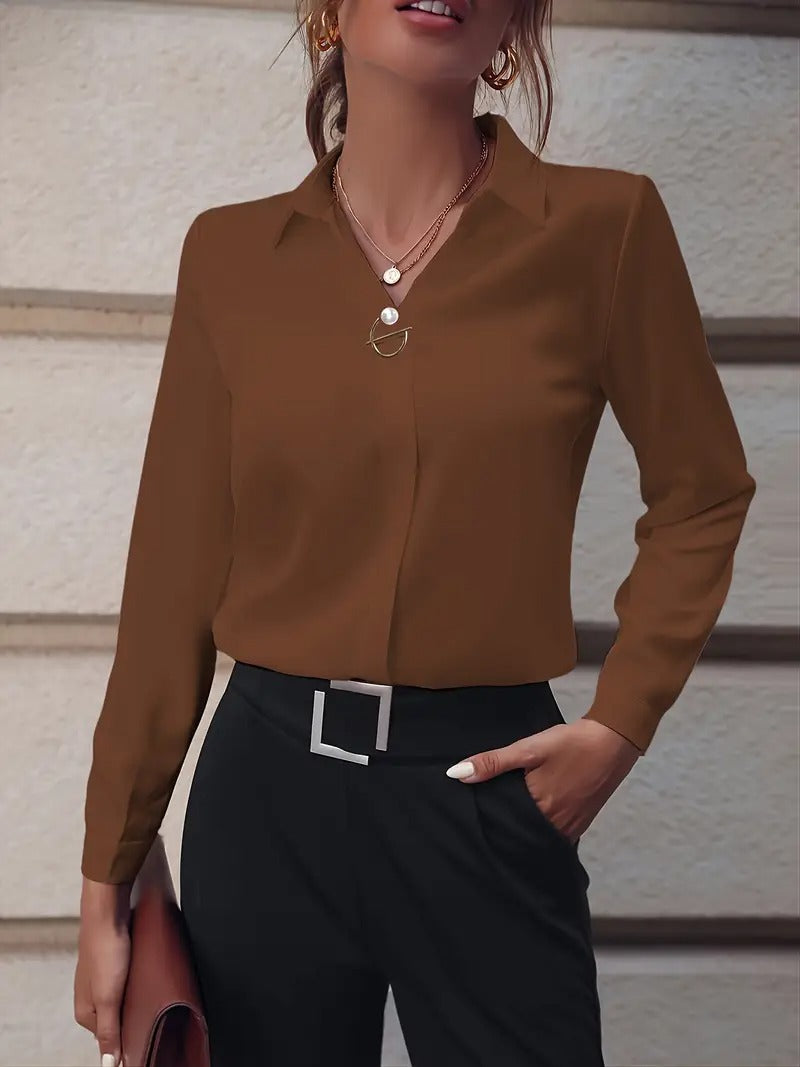 Damblus | Elegant med Pärlknappar & Lång Ärmar | Slim Fit Enfärgad Blus för Kontor & Vardag