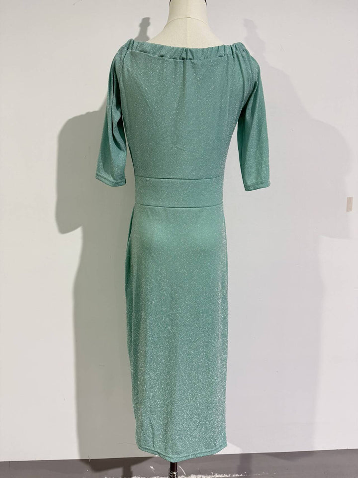 Damklänning | Off-Shoulder &amp; Elegant | Glittrigt Tyg med Slits | Polyester