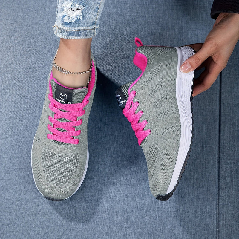 Dam Sneakers | Lätt & Andas | Kamouflagemönster | Stickad Meshdesign