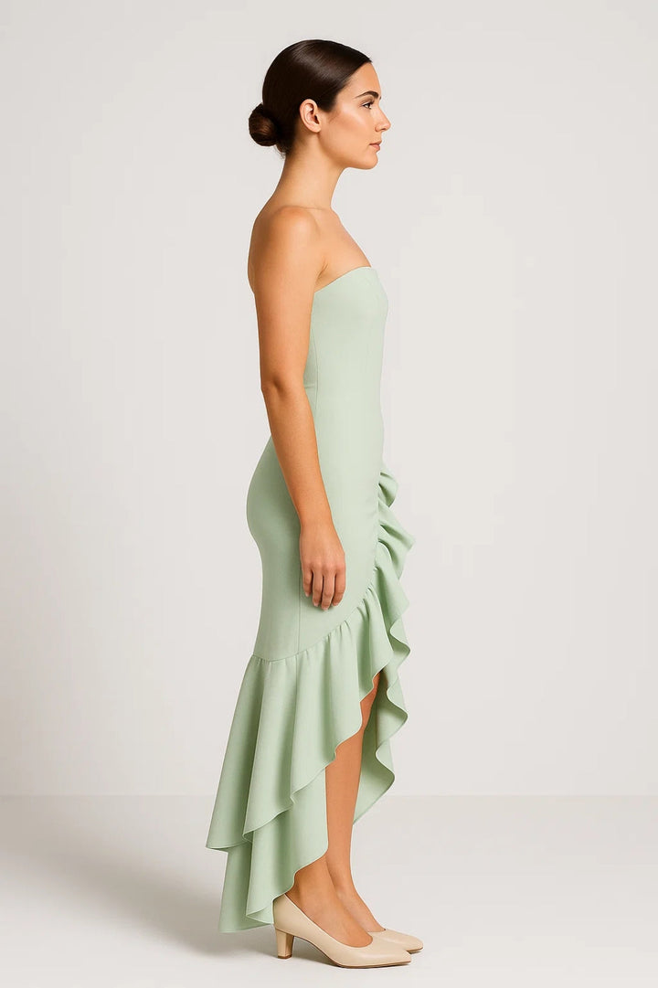 Dam Klänning | Slimfit | Strapless | Volanger | Sommar