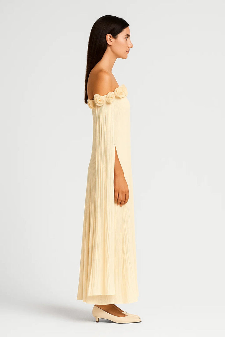 Dam Klänning | Off Shoulder | Blommig Detalj | Sommar