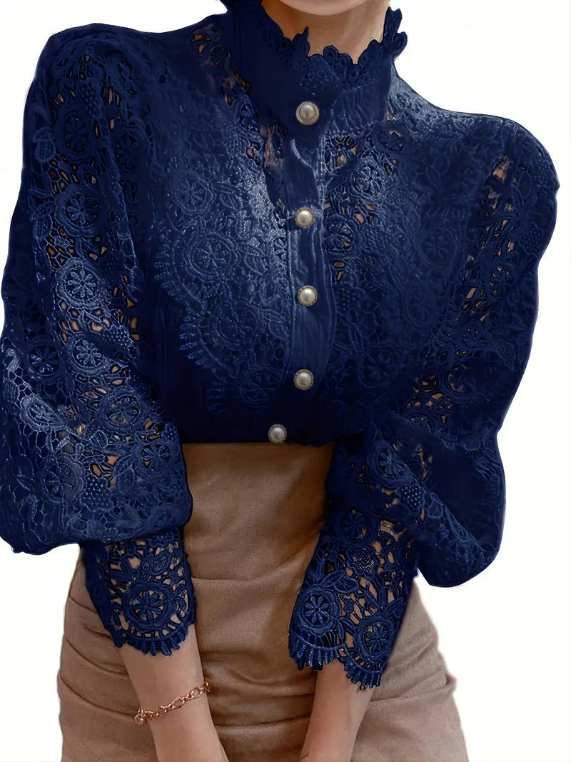 Dam Blus | Viktoriansk Stil | Pärlknappar & Spetsdetaljer | Elegant Långärmad Topp