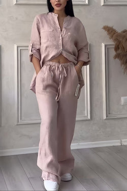 Tvådelad damkostym | Avslappnad skjorta med bröstficka & byxor med vida ben | Mjuk och följsam polyester