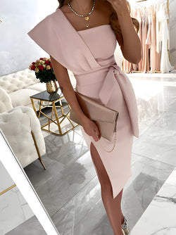 One-Shoulder Omlottklänning för Dam | Elegant Festklänning | Snörning i Midjan | Syntetiskt Material