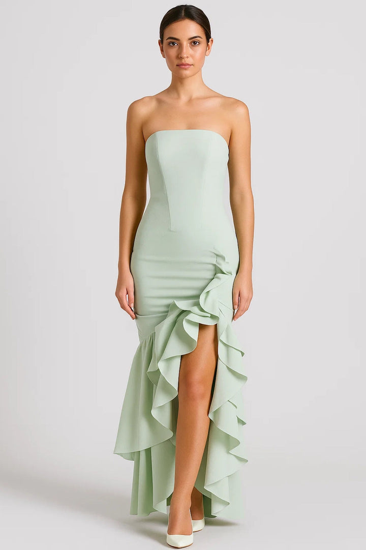 Dam Klänning | Slimfit | Strapless | Volanger | Sommar