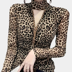 Topp för kvinnor | Leopardmönster | Elegant & djärv | Sofistikerad charm