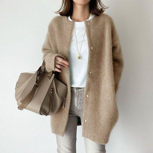 Stickad Cardigan Dam | Ultramjuk & Elegant | Löst sittande & Neutral