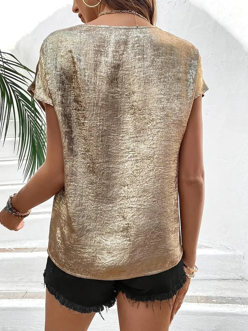 Kvinnors Blus | Elegant V-ringning & Korta Ärm | Guldtryck & Spetsdetaljer | Polyester Sommartopp
