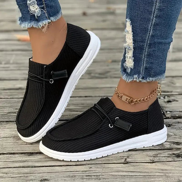 Kvinnor Slip-on Skor | Lättvikt & Flexibel Sula | Bekväma & Vardagsvänliga | Avslappnad Stil