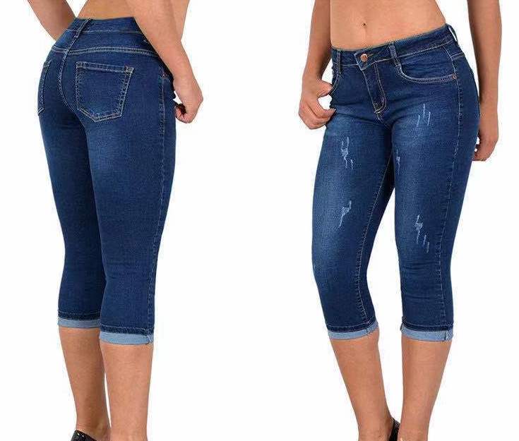 Denim Capri-byxor för kvinnor | Hög midja &amp; rak passform | Stretchig och sommarstil