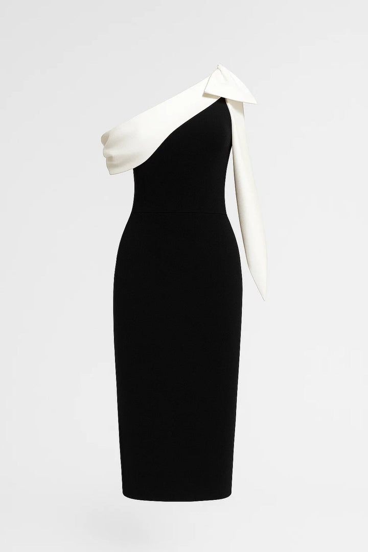 Dam Klänning | Asymmetrisk | Enaxlad Design | Sommar