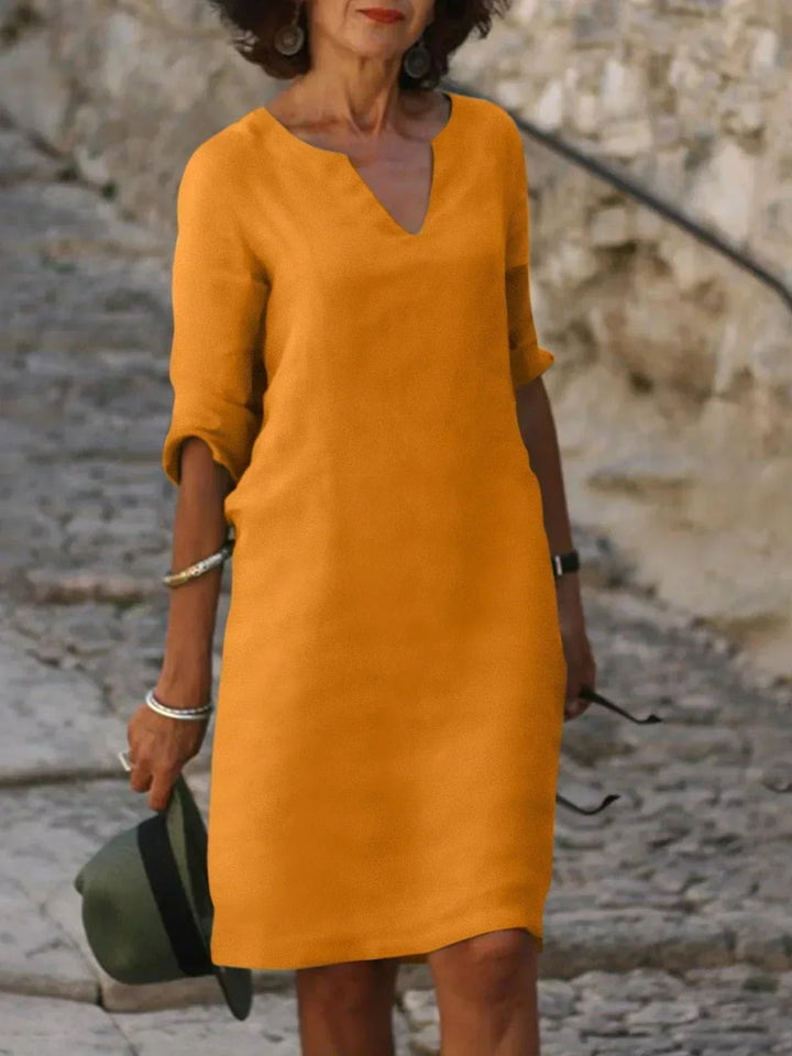 Dam Klänning | V-ringad | Lätt Oversize | Sommar