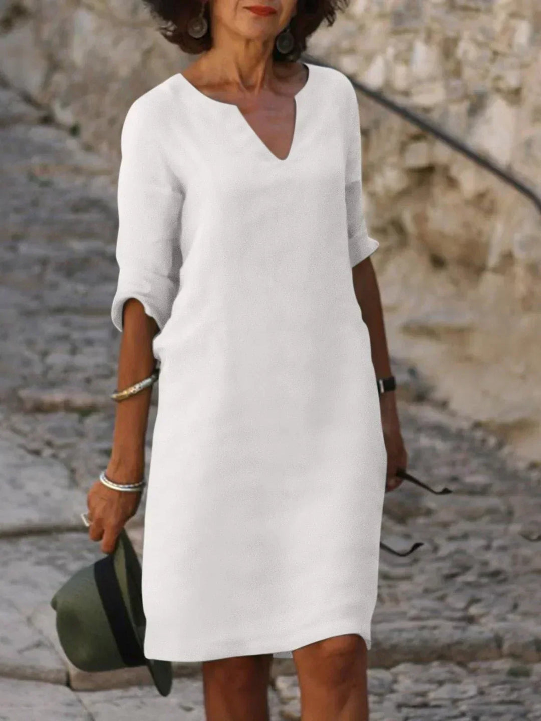 Dam Klänning | V-ringad | Lätt Oversize | Sommar