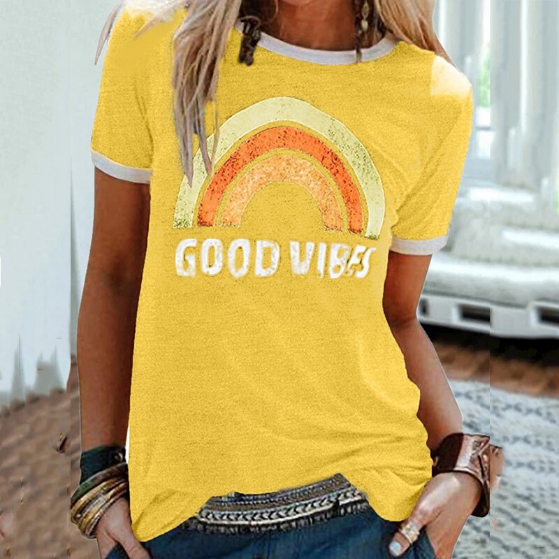 T-shirt för kvinnor | Regnbågstryck | Rund hals & kortärmad | Sommartopp