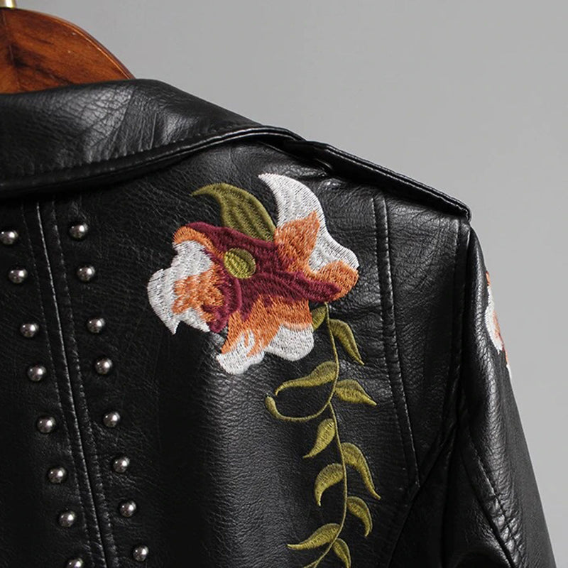 Damjacka | Vintageblommig brodyr | Bikerstil med dragkedja