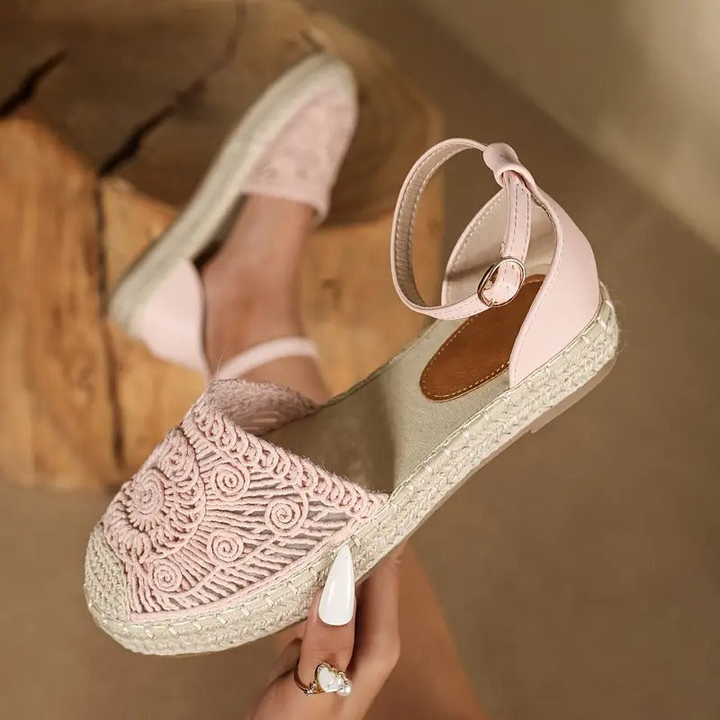 Sandaler för kvinnor | Espadriller med flätad plattform | Stängd tå och ankelrem | Snygga semesterskor