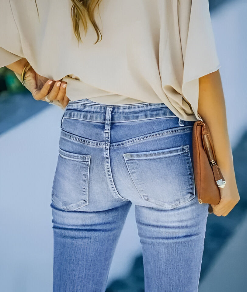 Kvinnor Jeans | Hög Midja &amp; Utsvängda Ben | Stretchig Passform | Vintage Tvätt