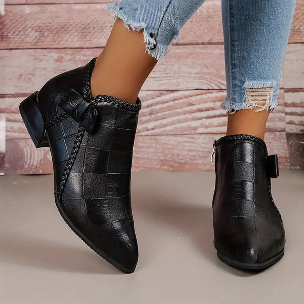 Ankelboots för Dam | Låg Klack & Elegant Design | Bekväm Passform | Syntetiskt Läder