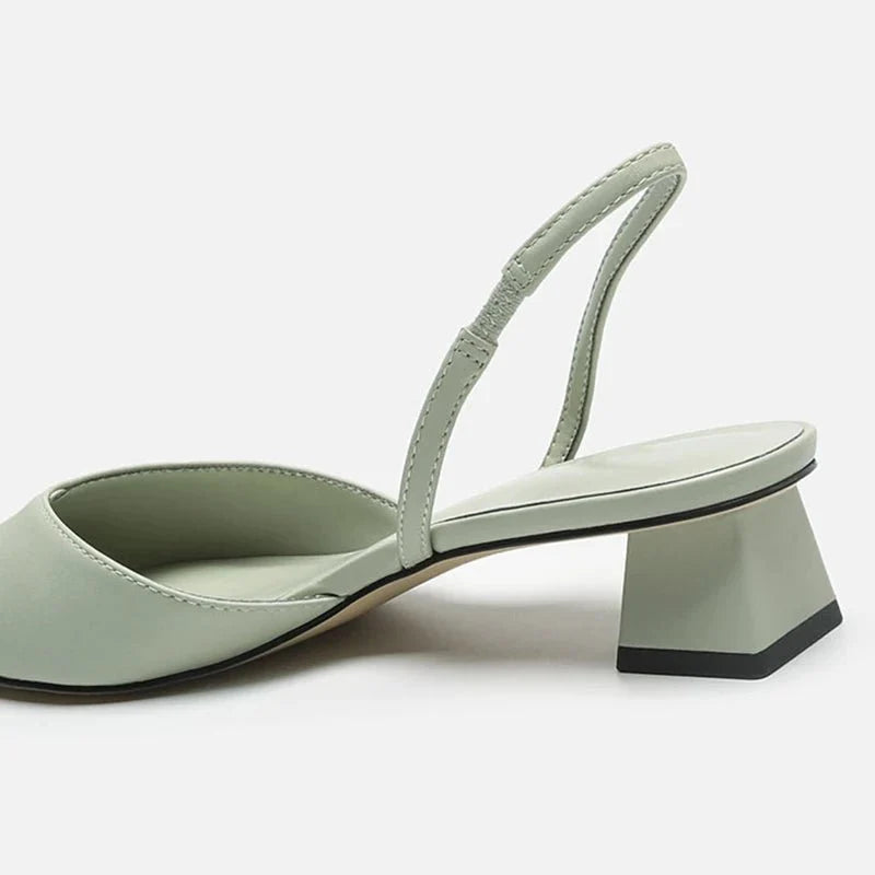 Kvinnor Sandaler | Spetsig Tå & Låg Klack | Bekväm Design | Elegant Sommarstil