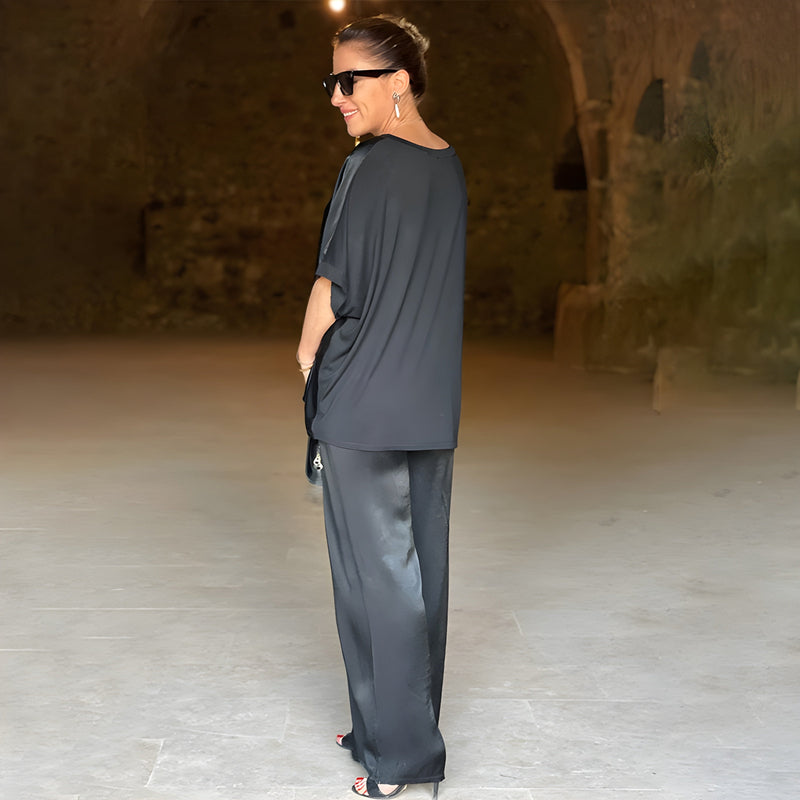Set för kvinnor | Tvådelat & V-ringat | Strålande & elegant | Casual Chic