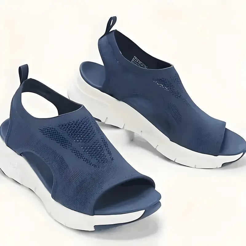 Dam Sandaler | Stickad Design med Utskärningar | Lättvikt & Kilklack | Öppen Tå & Slip-on