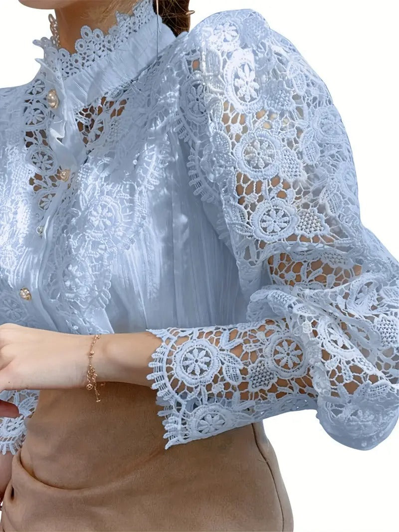 Dam Blus | Viktoriansk Stil | Pärlknappar & Spetsdetaljer | Elegant Långärmad Topp