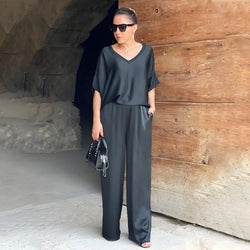 Set för kvinnor | Tvådelat & V-ringat | Strålande & elegant | Casual Chic
