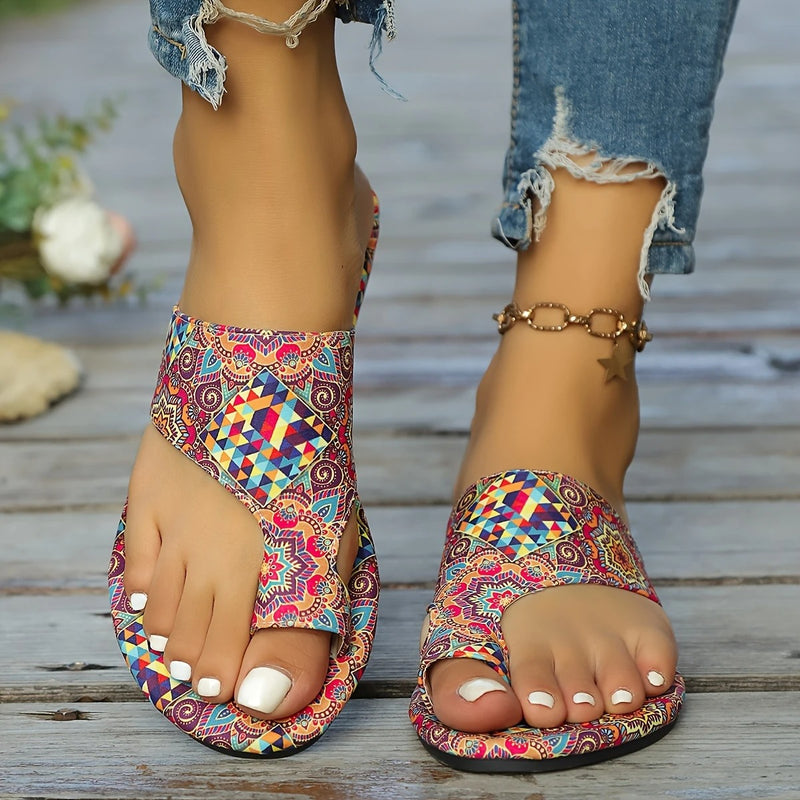 Flipflops för damer | Blommigt tryck & fjärilsdetaljer | Halksäker sula | Färgglad textil