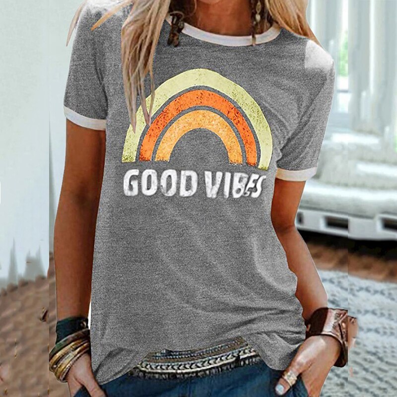 T-shirt för kvinnor | Regnbågstryck | Rund hals & kortärmad | Sommartopp