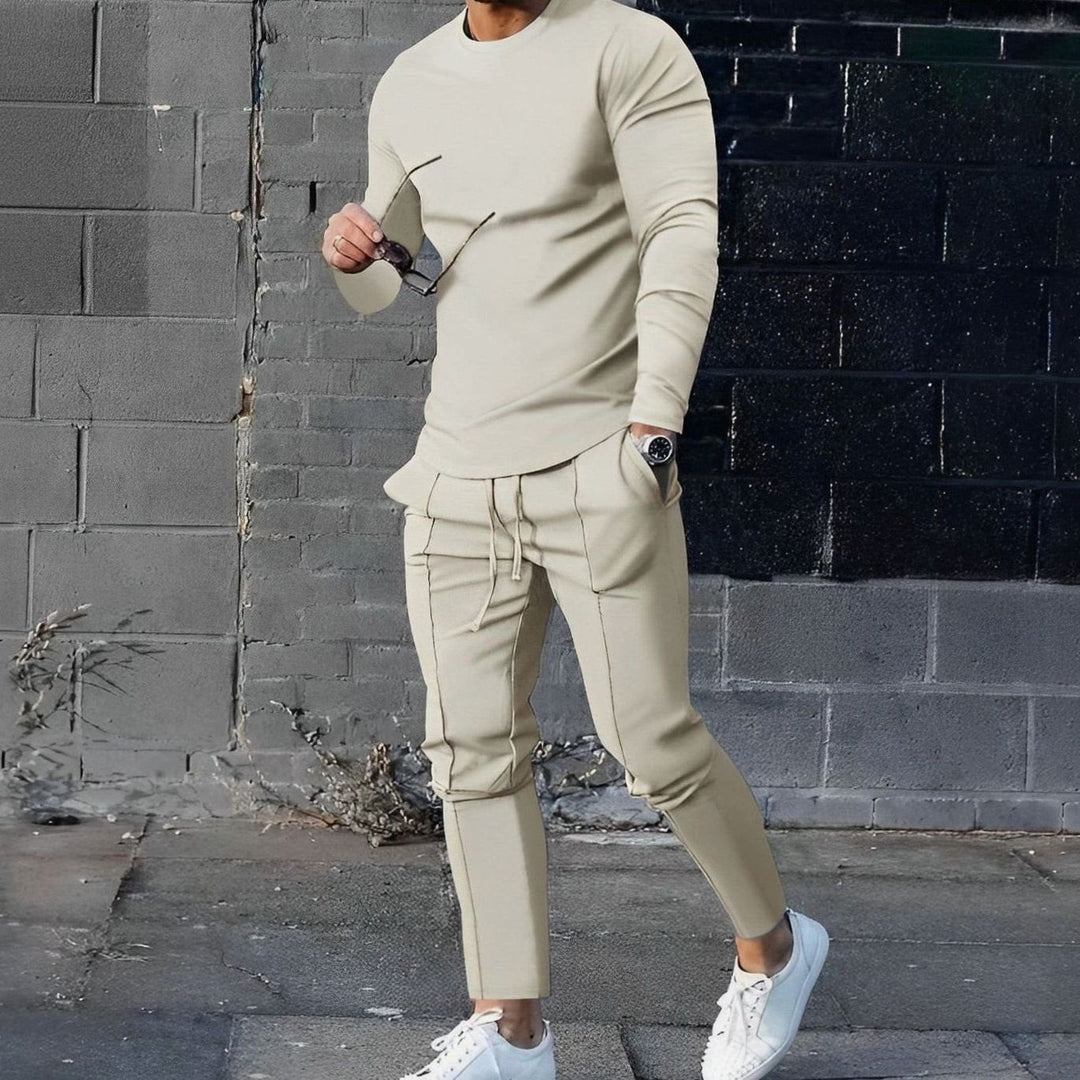 Herr Crew-Neck Sweatshirt och Joggerset in beige, Klassisk Loungewear