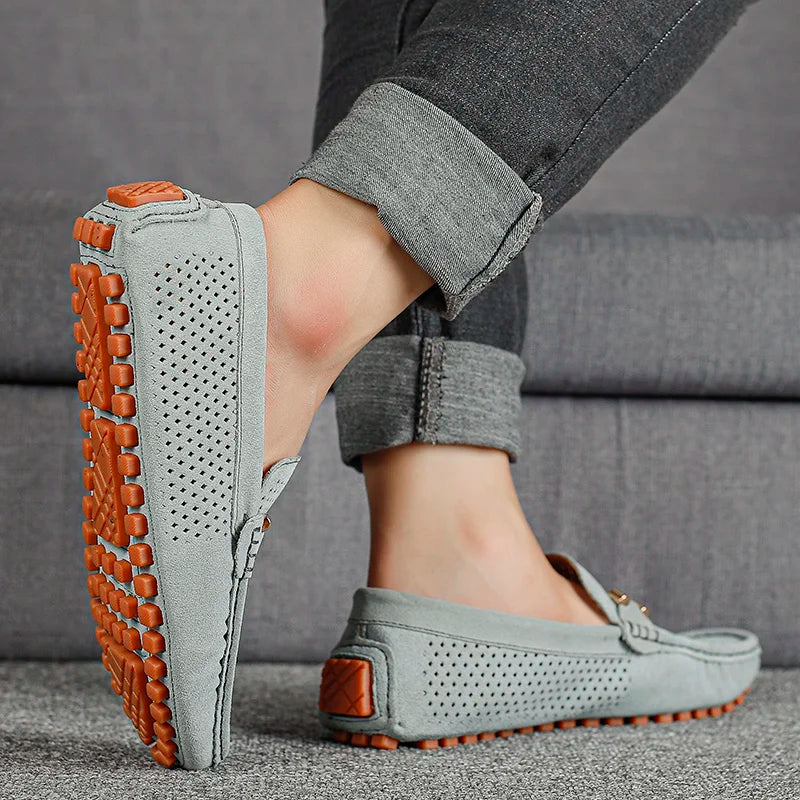 Herr Loafers med perforerad detalj - Slip-on design