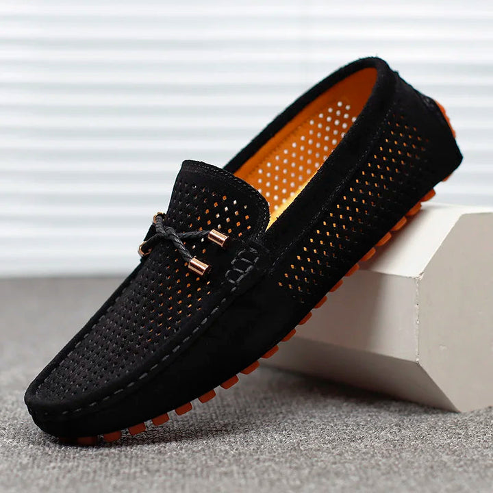 Herr Loafers med perforerad detalj - Slip-on design - Svart