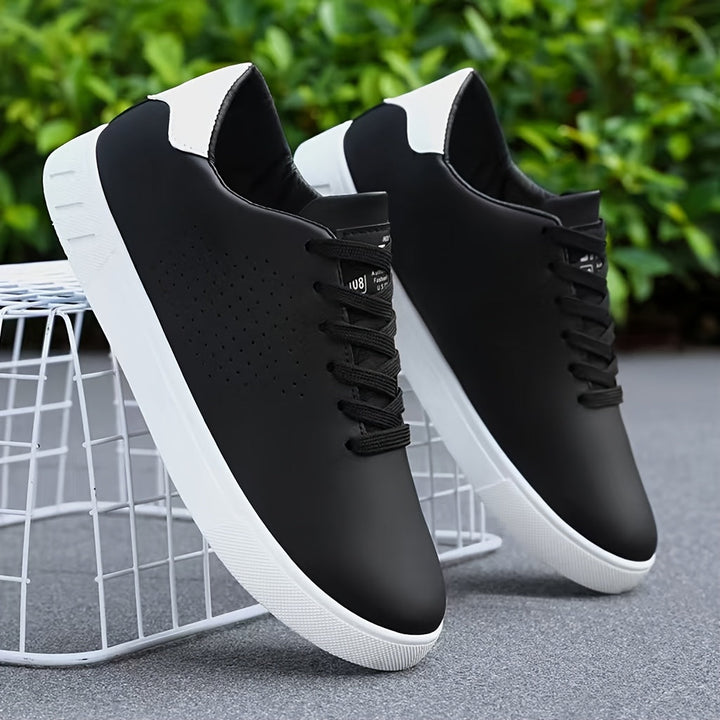 Herr Rena Låga Sneakers in svart, Klassisk Vardagssko